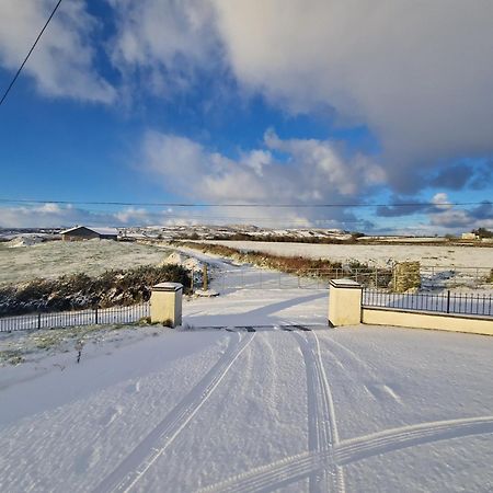 Villa Hillhead'S Sea View Escape Moville Exterior foto