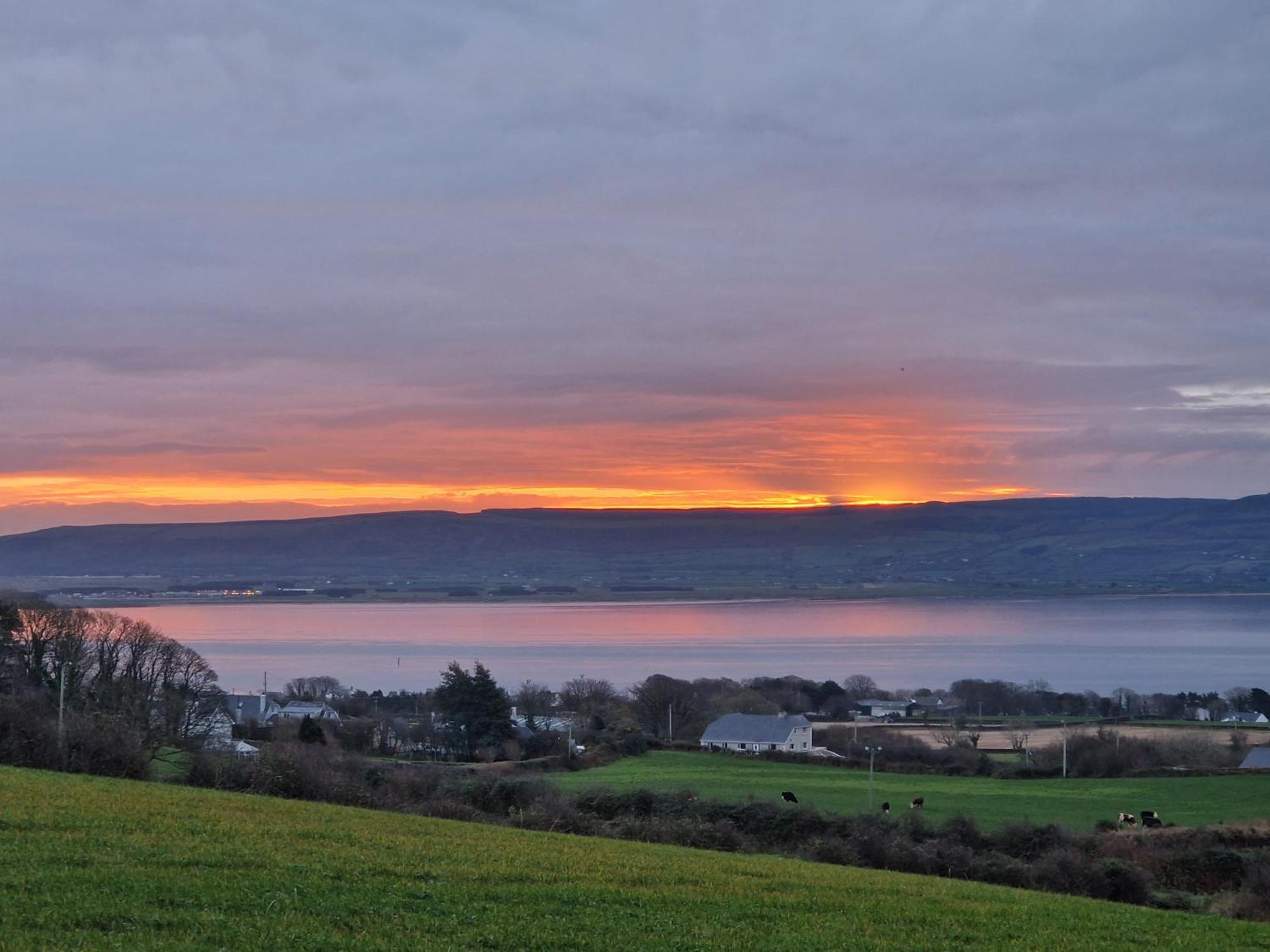 Villa Hillhead'S Sea View Escape Moville Exterior foto